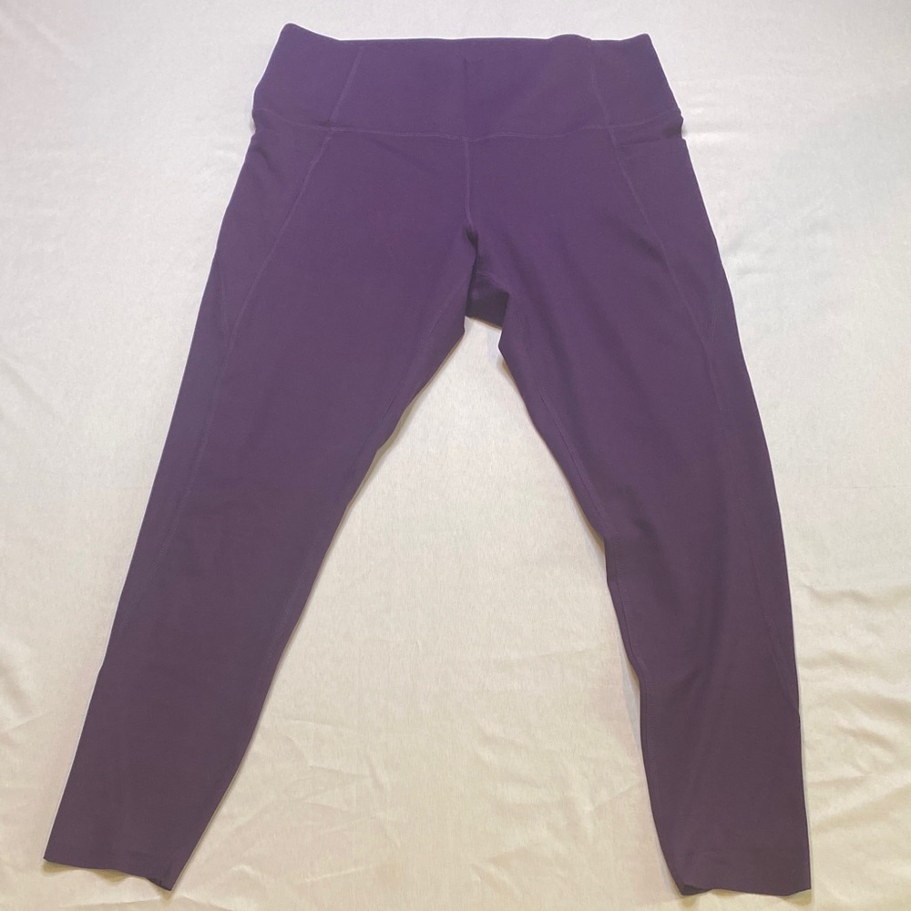 NWOT‎ Danskin Rich Purple Activewear Leggings. Size Large